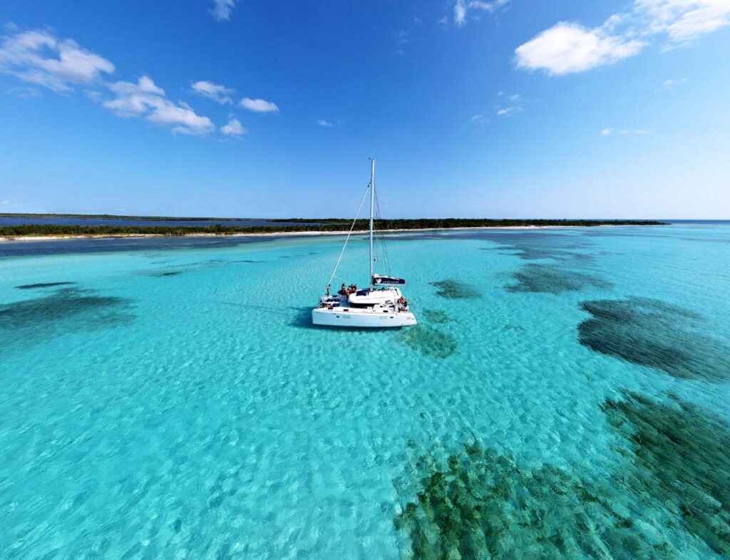 puerto aventuras cozumel catamaran sailing