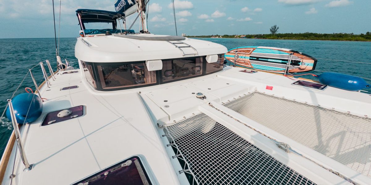 lida catamaran cozumel
